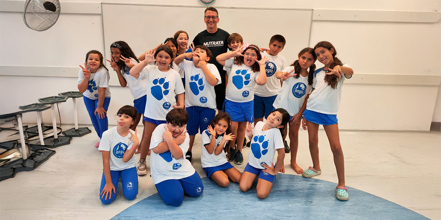 turma de teatro do anglo salto 