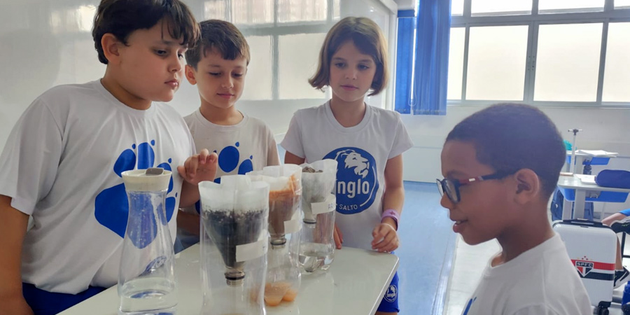 metodologias ativas em experimento no laboratório do anglo salto 